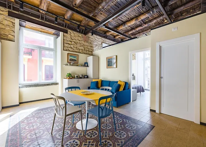 La Pinacoteca Aparthotel By Napoliapartments