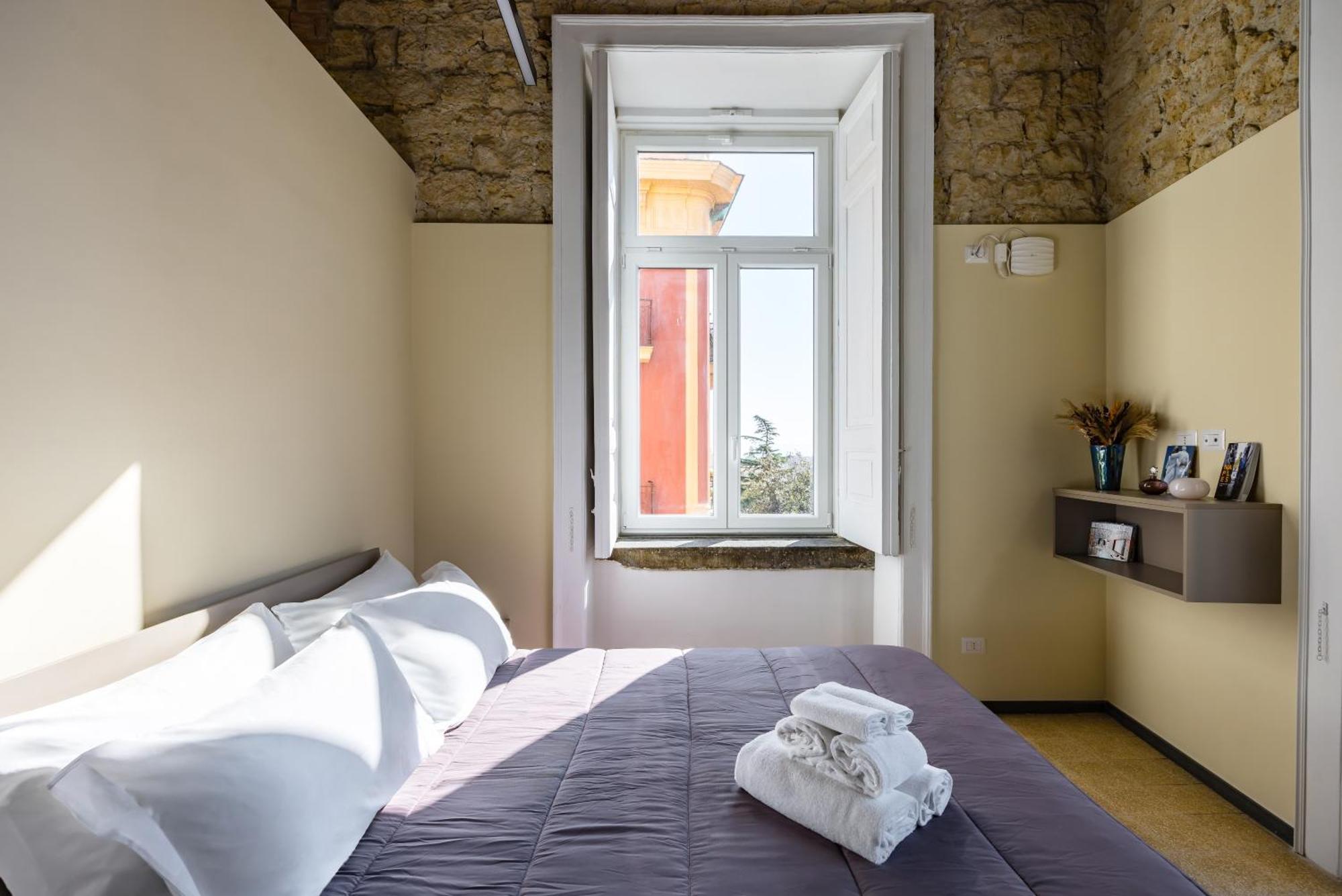 Appartement La Pinacoteca By Napoliapartments *